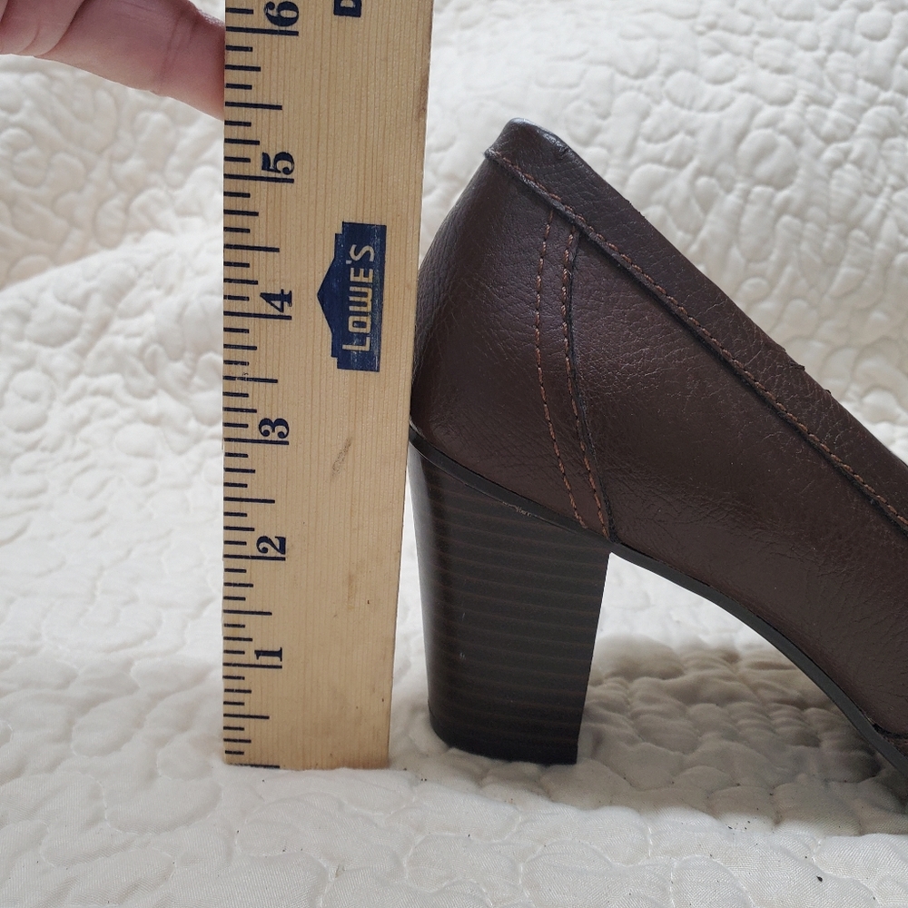 Madeline Stewart Women's 8.5 Grammar Heels Tassel - Picture 8 of 9
